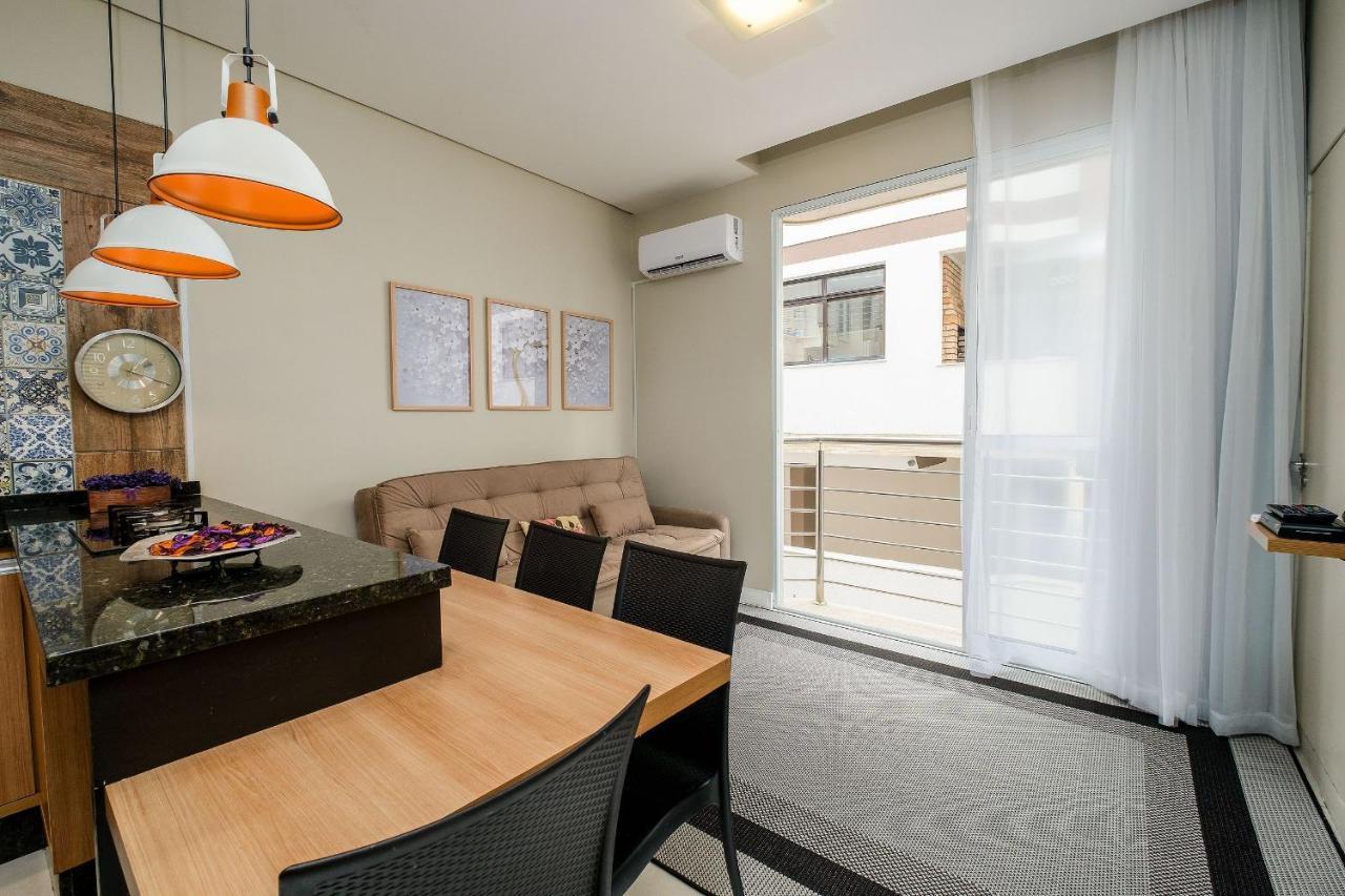 Apto Pe Na Areia Casais Em Floripa Ida105 Apartamento