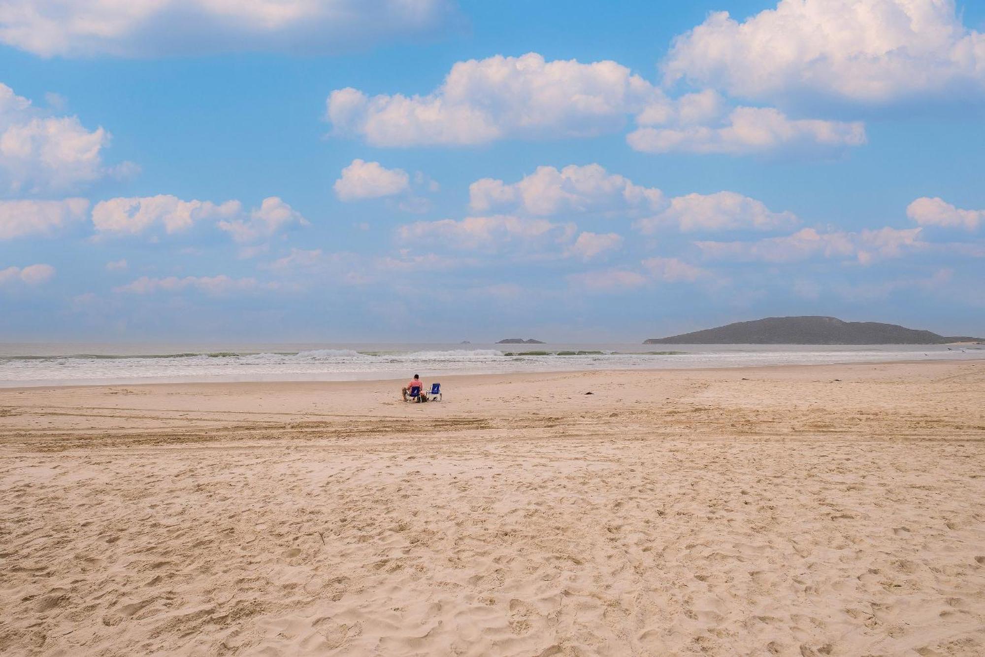Apto Pe Na Areia Casais Em Floripa Ida105 Florianópolis